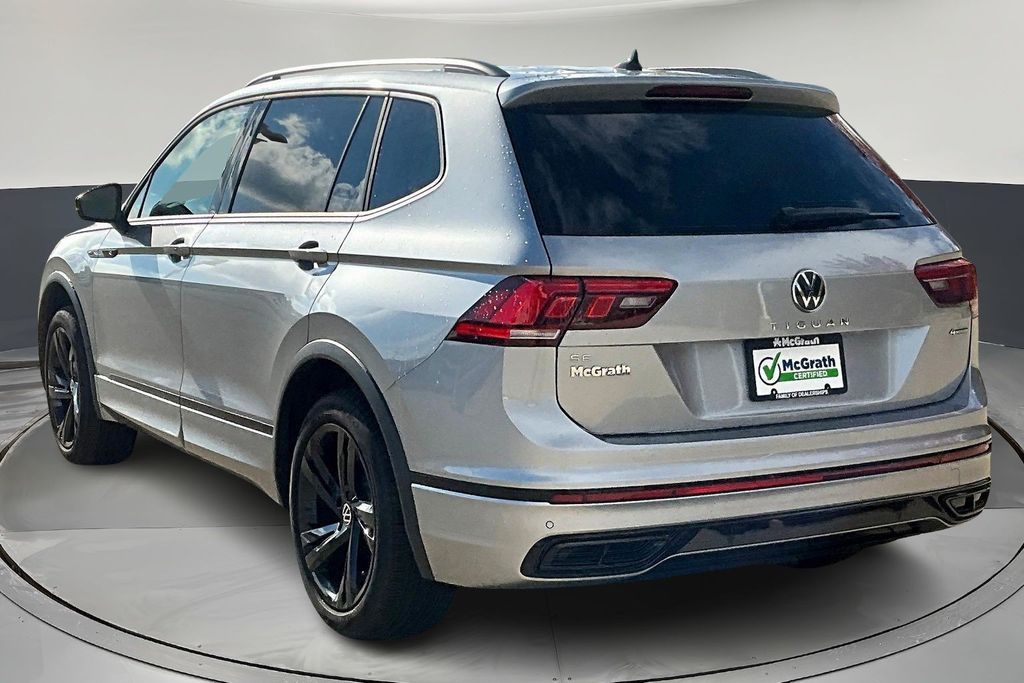 2024 Volkswagen Tiguan SE R-Line Black photo 4