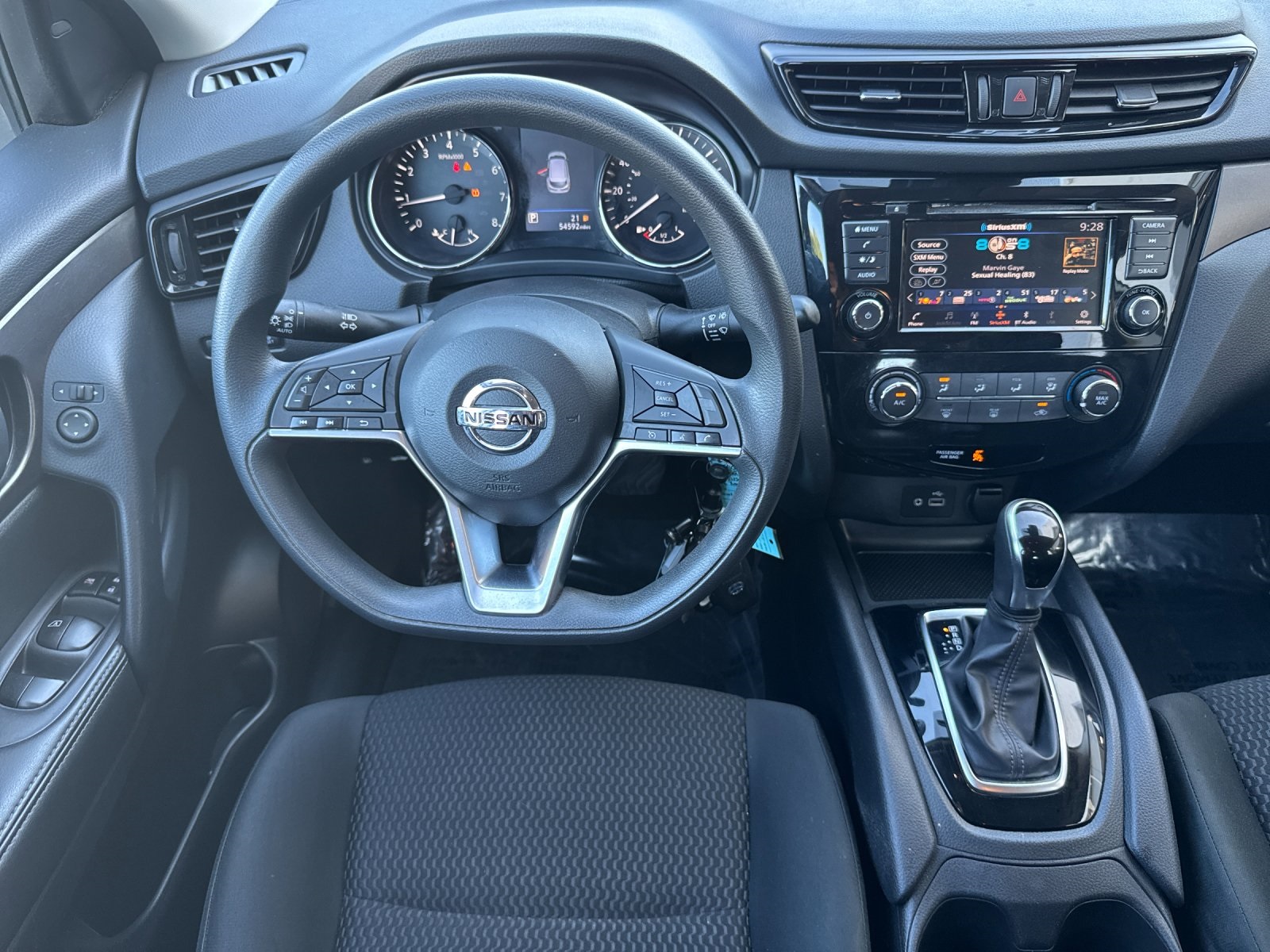 2022 Nissan Rogue Sport S photo 13