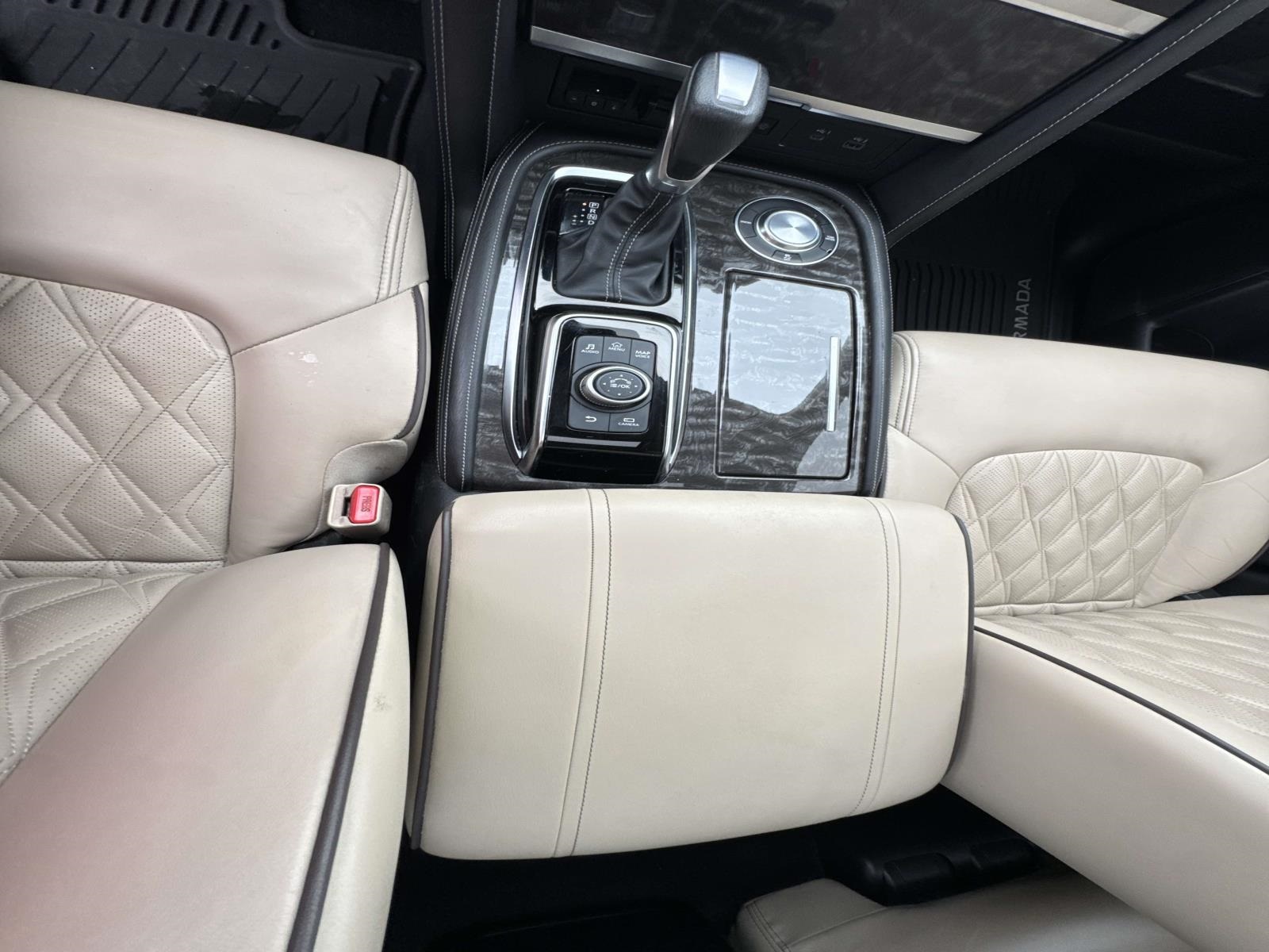 2021 Nissan Armada Platinum photo 21