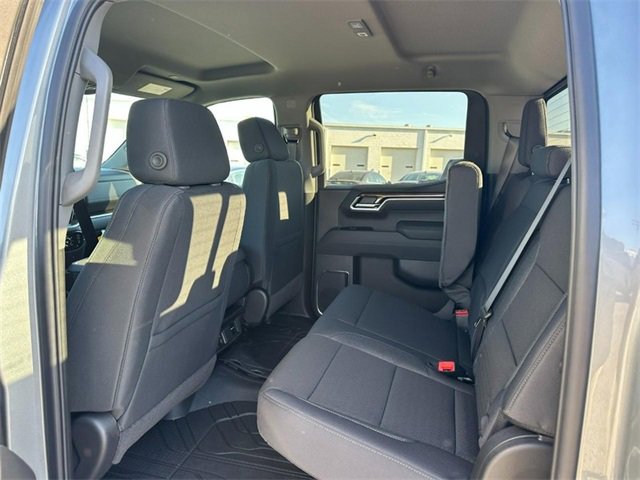 2026 Chevrolet Silverado 1500 LT photo 4