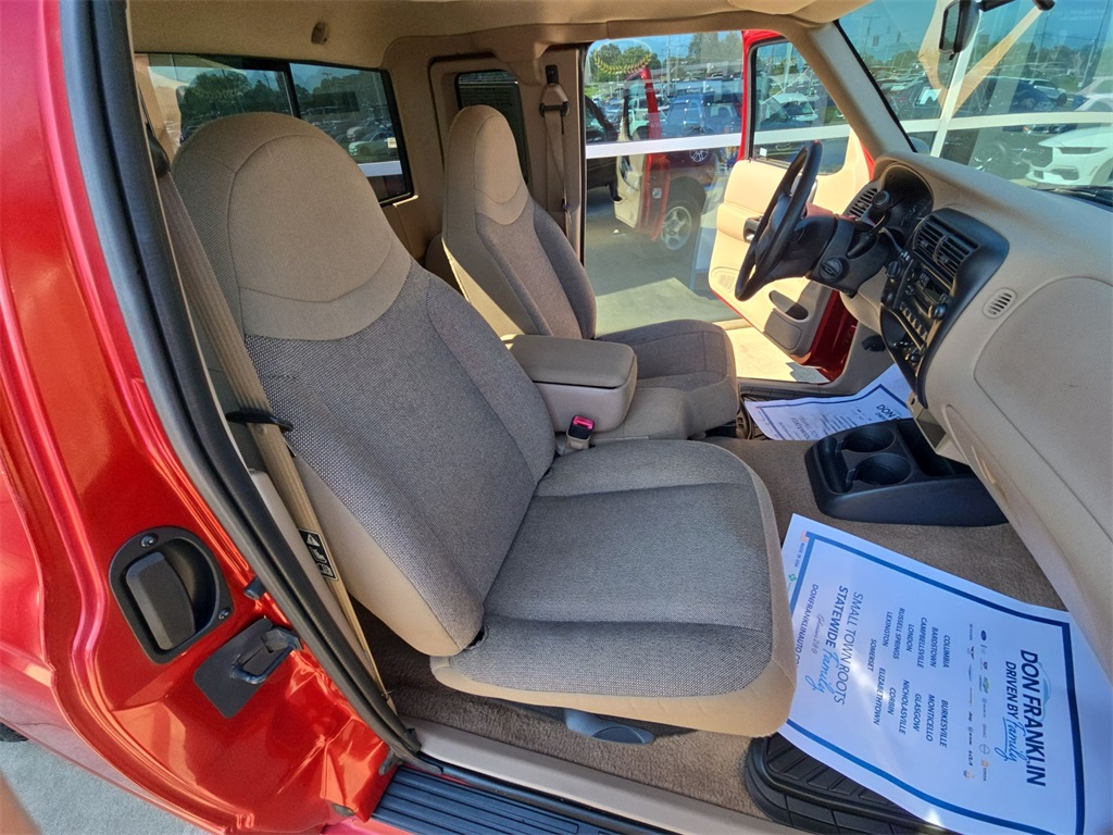 2000 Ford Ranger XLT photo 28