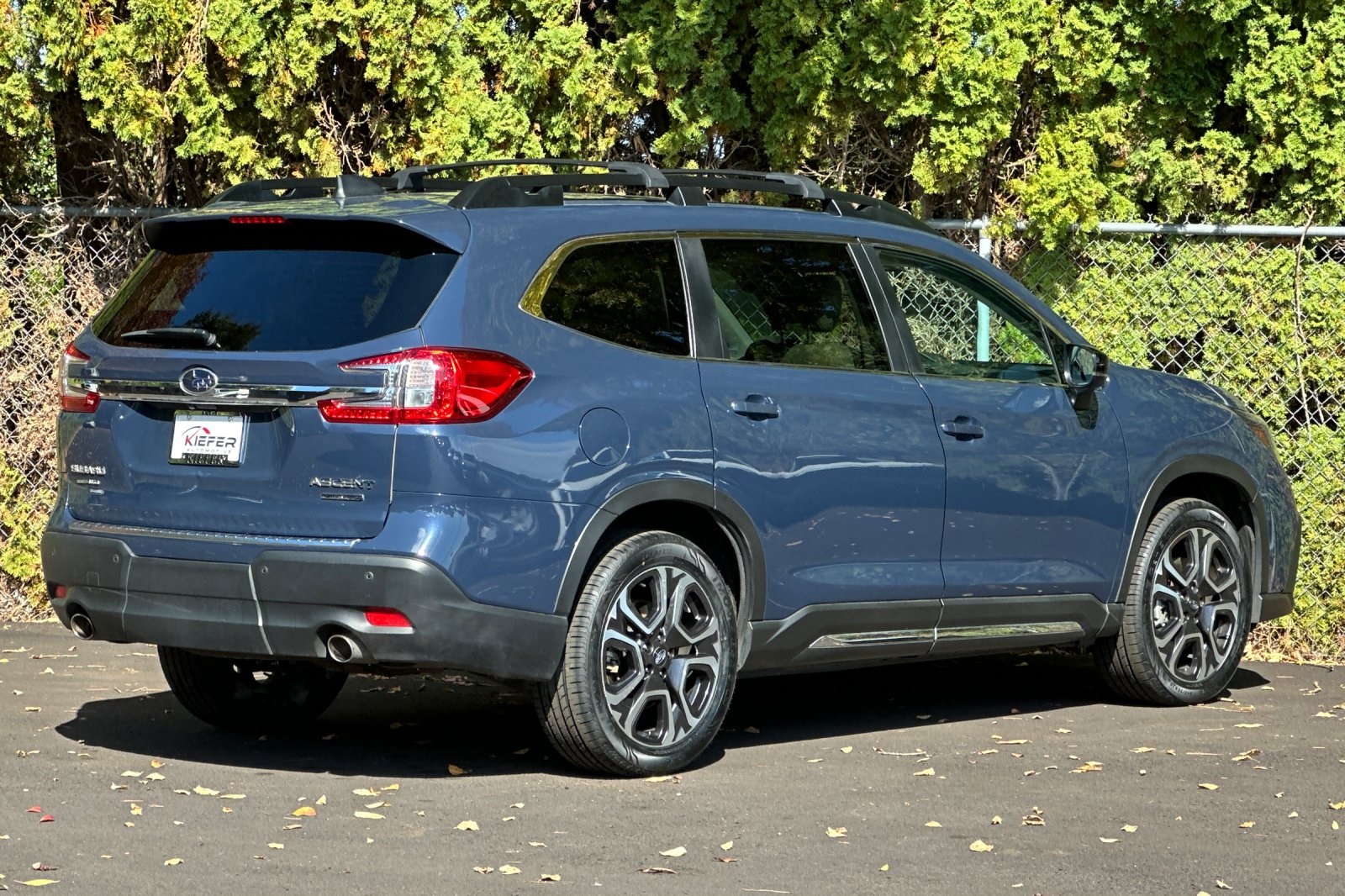 2024 Subaru Ascent Limited photo 4