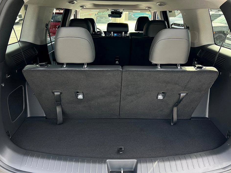 2025 Hyundai Santa Fe Limited photo 23