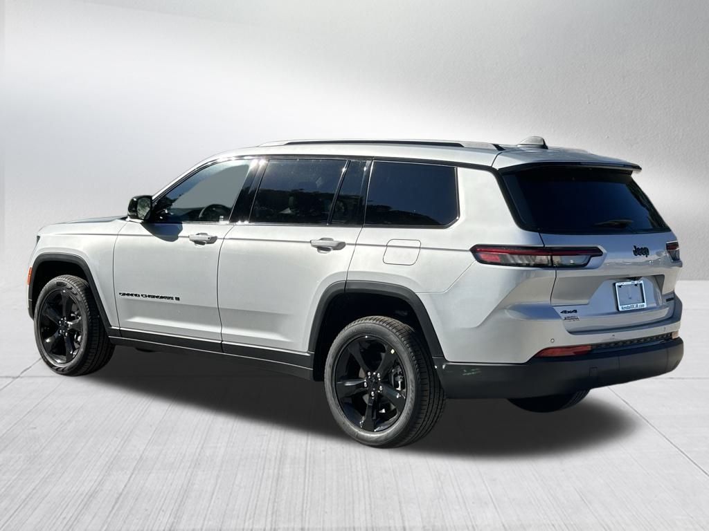 2025 Jeep Grand Cherokee Limited photo 6