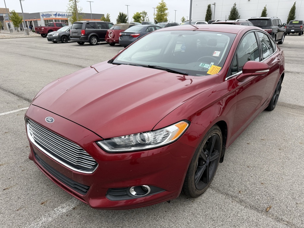 2016 Ford Fusion SE photo 3