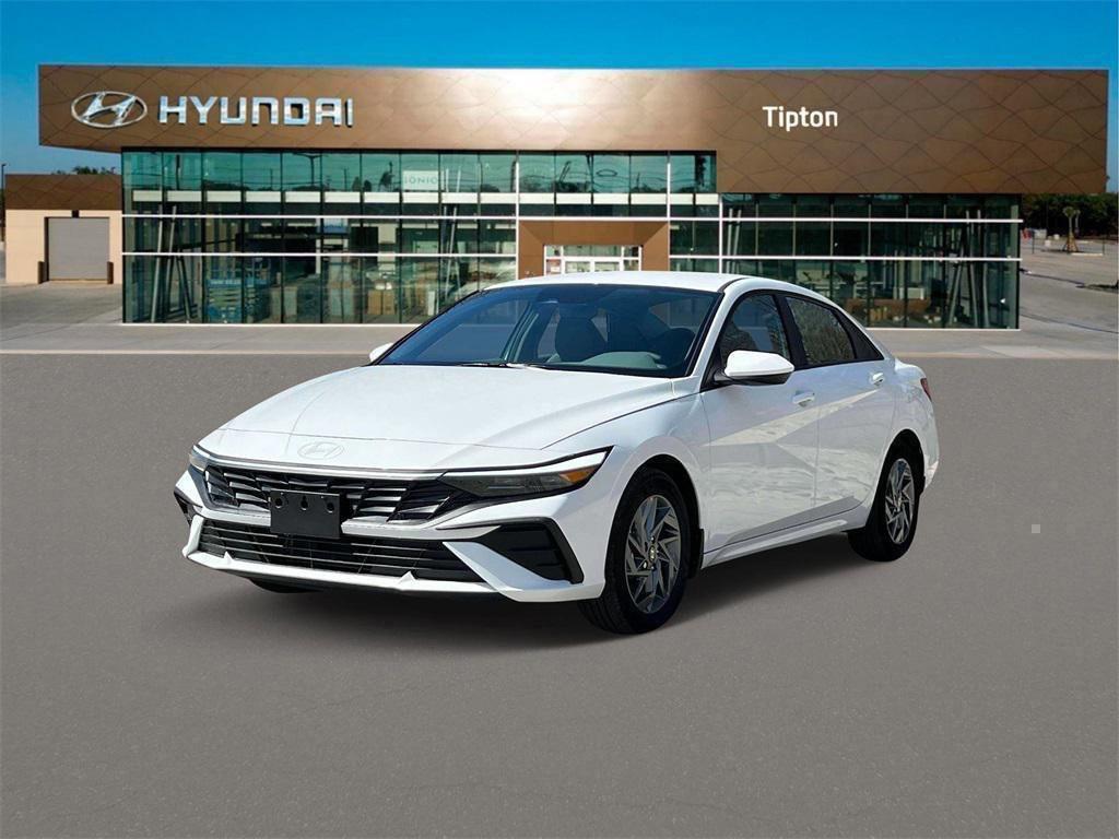 2025 Hyundai Elantra Blue's photo