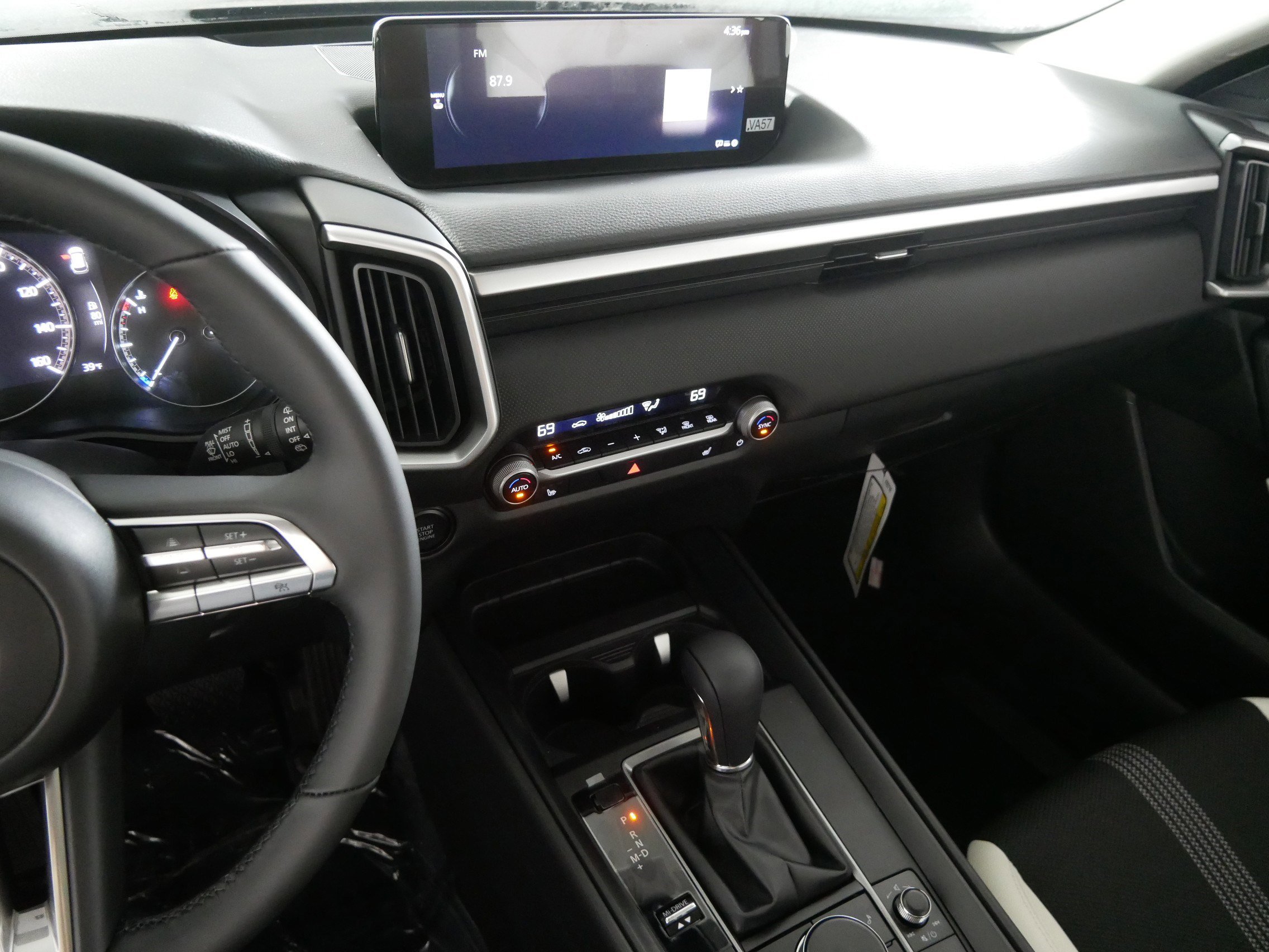 2026 Mazda CX-50 2.5 S Preferred photo 2