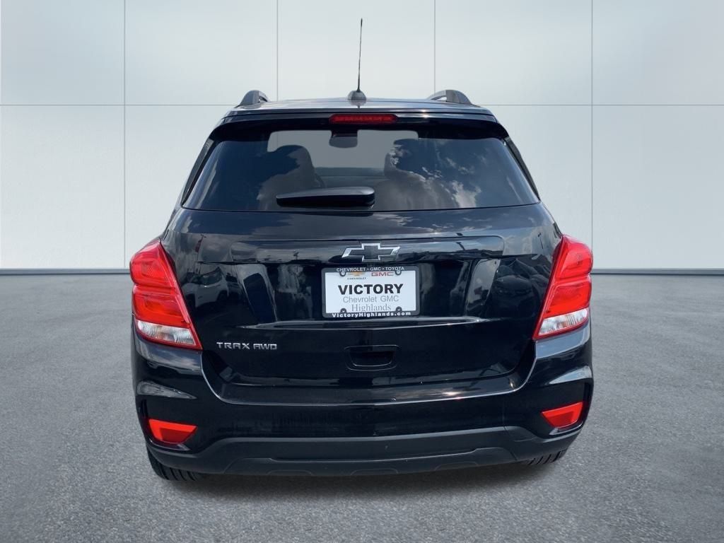2022 Chevrolet Trax LT photo 4
