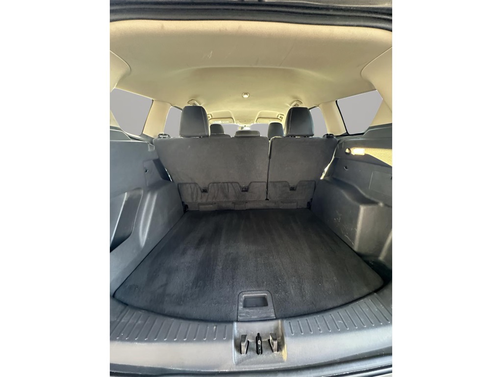 2019 Ford Escape SEL photo 13
