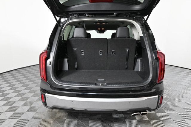 2023 Kia Telluride S photo 7