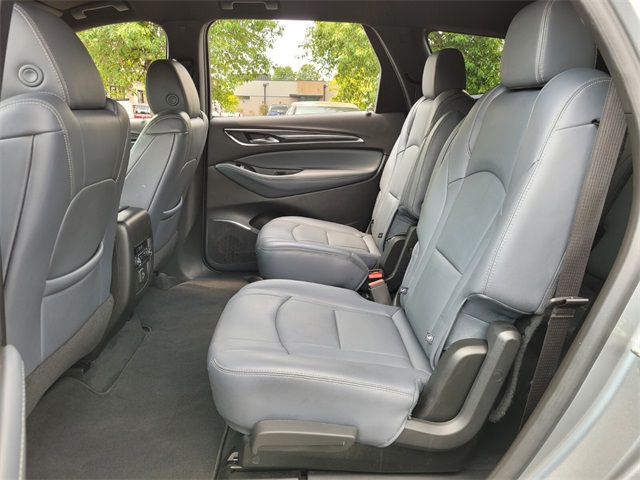 2023 Buick Enclave Essence photo 9