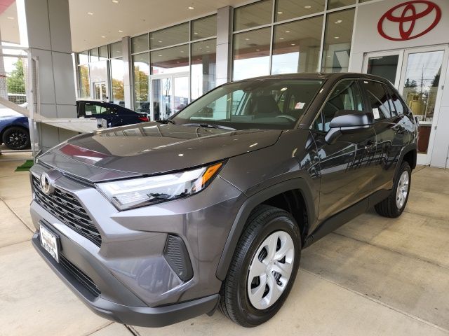 2025 Toyota RAV4 LE photo 3