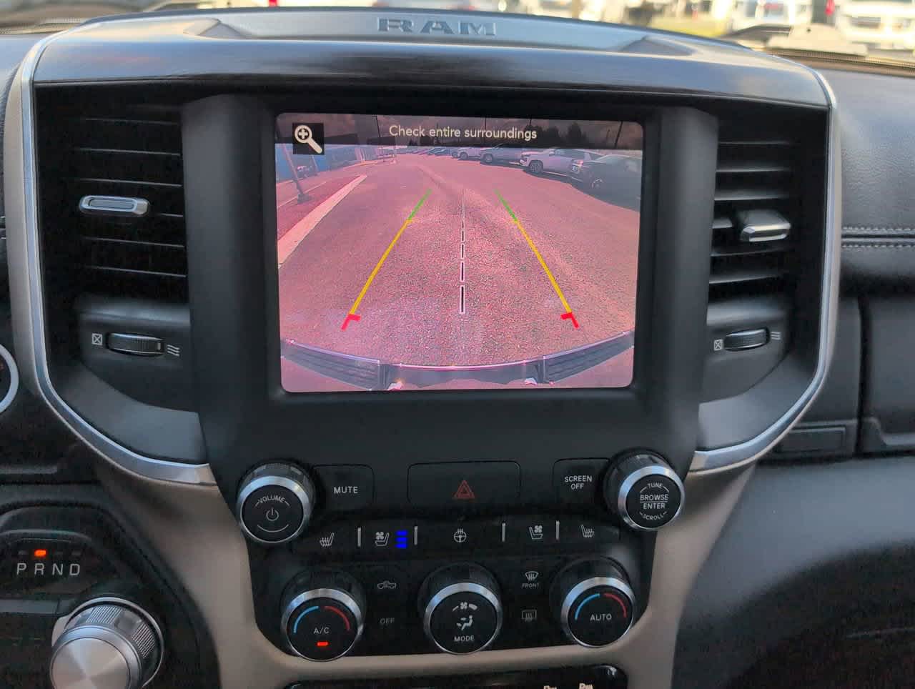 2019 Ram 1500 Laramie photo 14