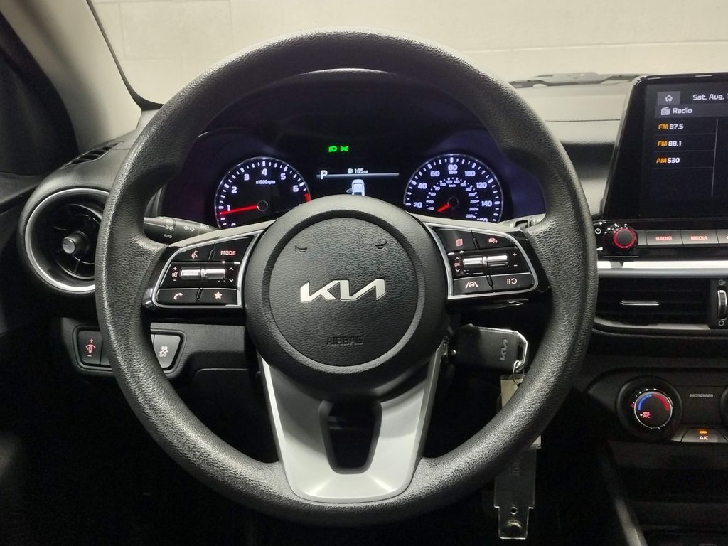 2023 Kia Forte LXS photo 28
