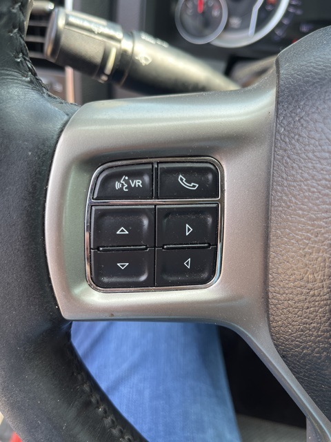2017 Ram 1500 Laramie photo 16