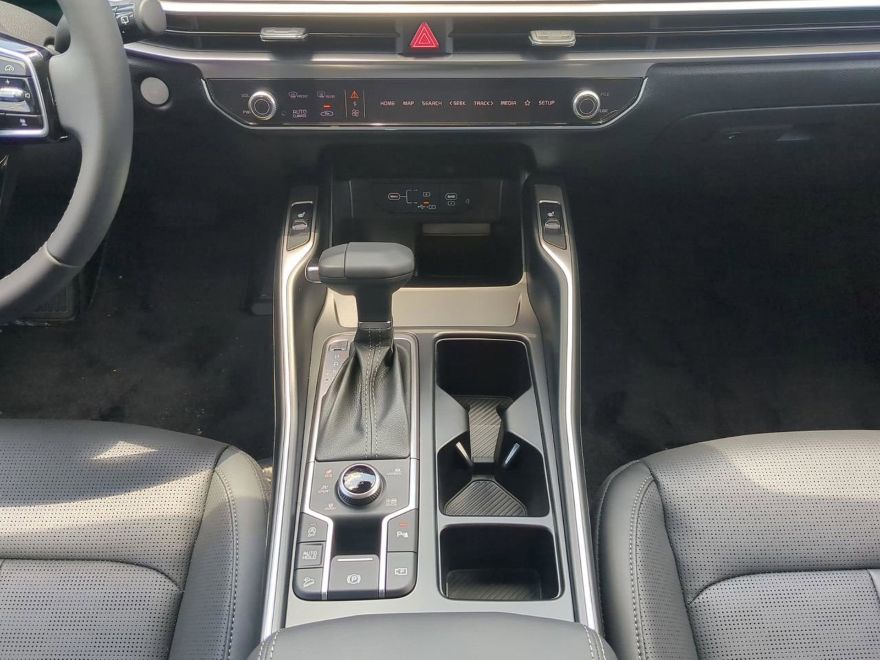 2025 Kia Sorento EX photo 19