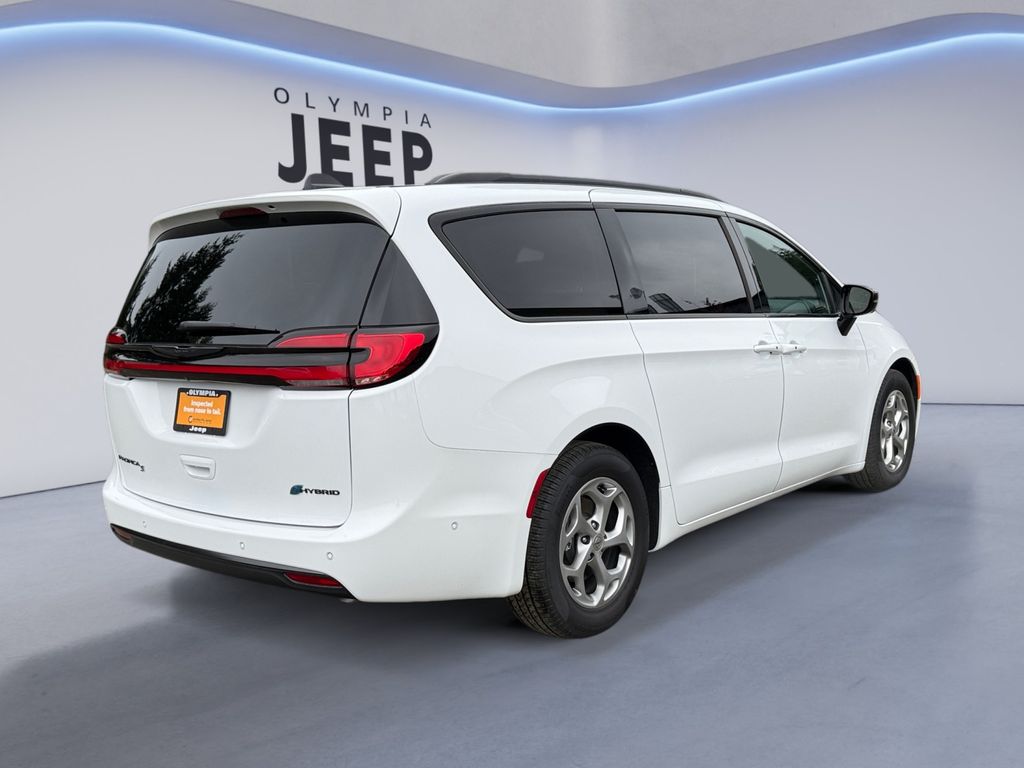 2024 Chrysler Pacifica Hybrid S Appearance photo 5