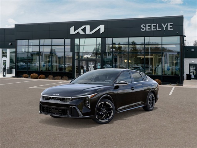 2025 Kia K4 GT-Line's photo