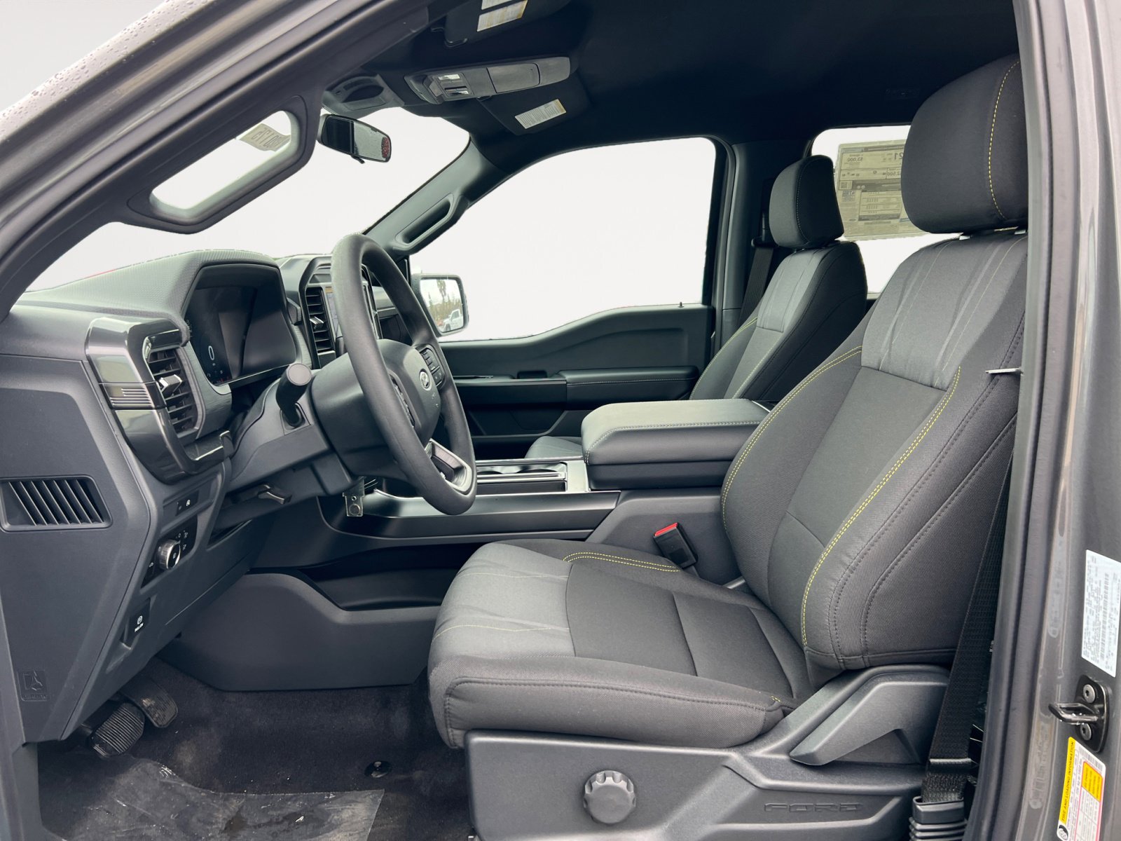 2025 Ford F-150 STX photo 9