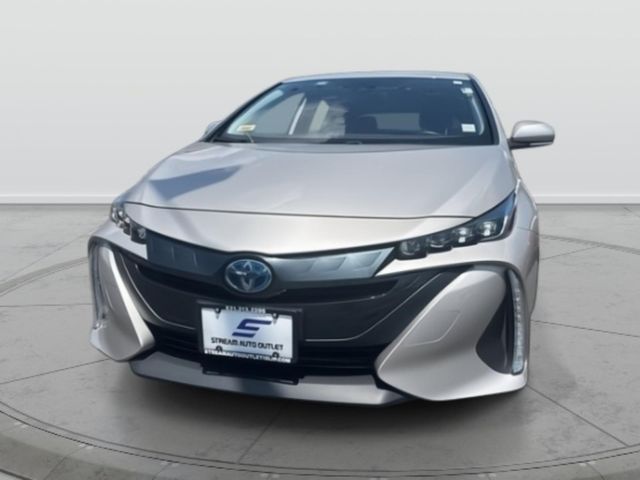 2022 Toyota Prius Prime LE's photo