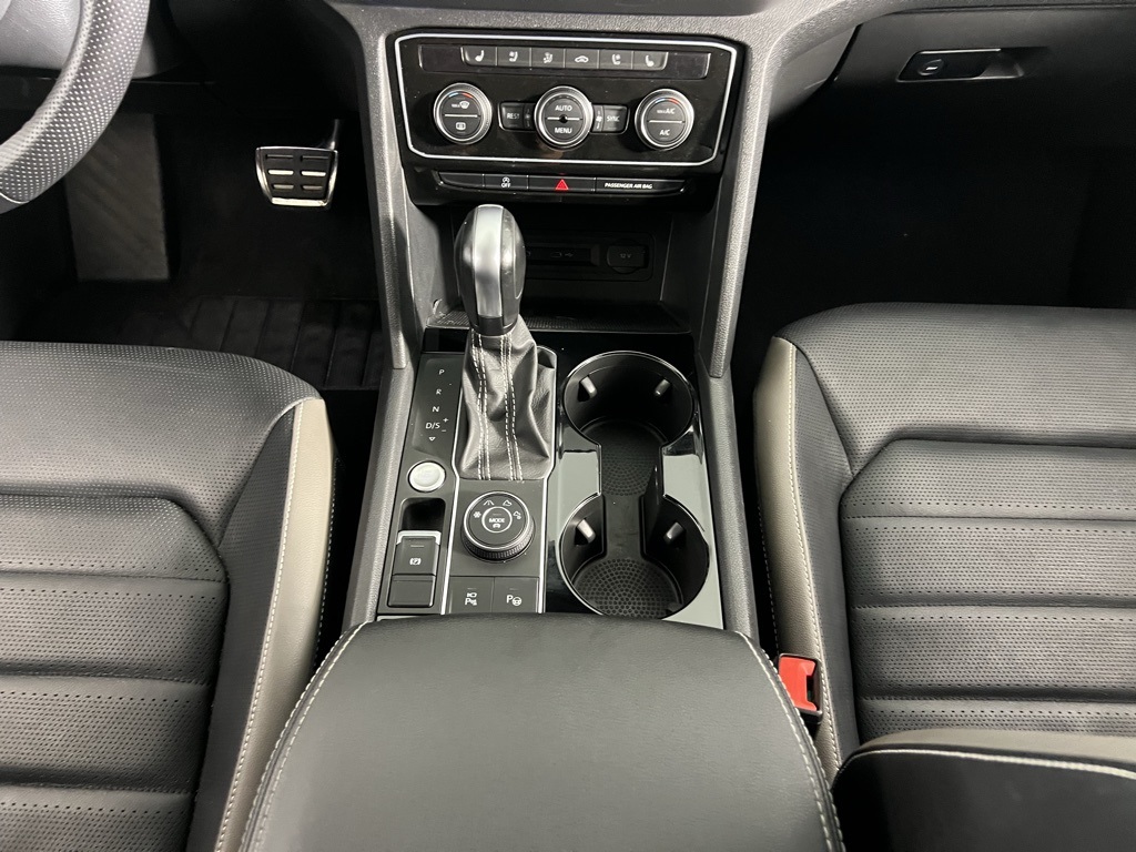 2023 Volkswagen Atlas V6 SEL Premium R-Line photo 12
