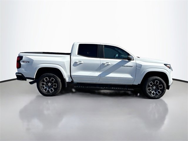 2024 Chevrolet Colorado LT photo 4