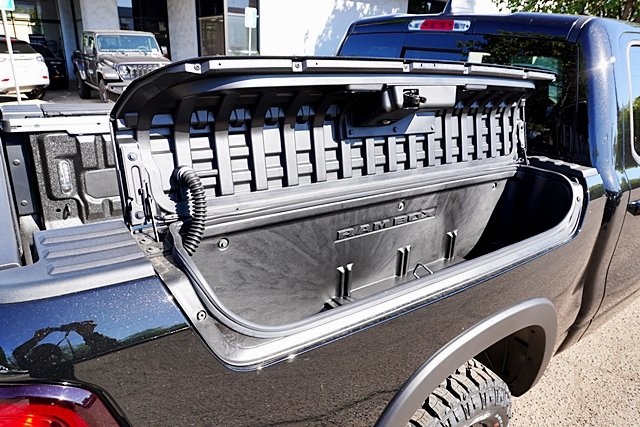 New 2026 Diamond Black Crystal Pearl-Coat Exterior Paint RAM Rebel image 11