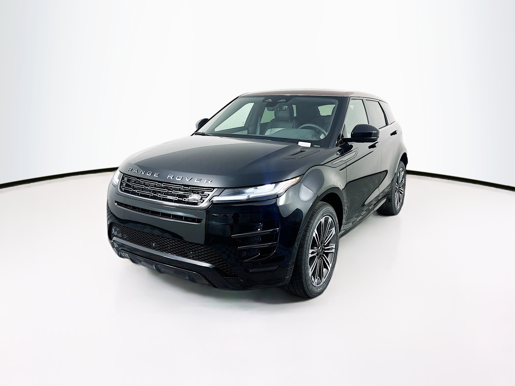 2026 Land Rover Range Rover Evoque Dynamic SE's photo