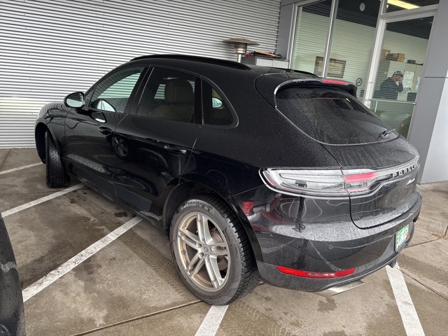 2019 Porsche Macan Base photo 3