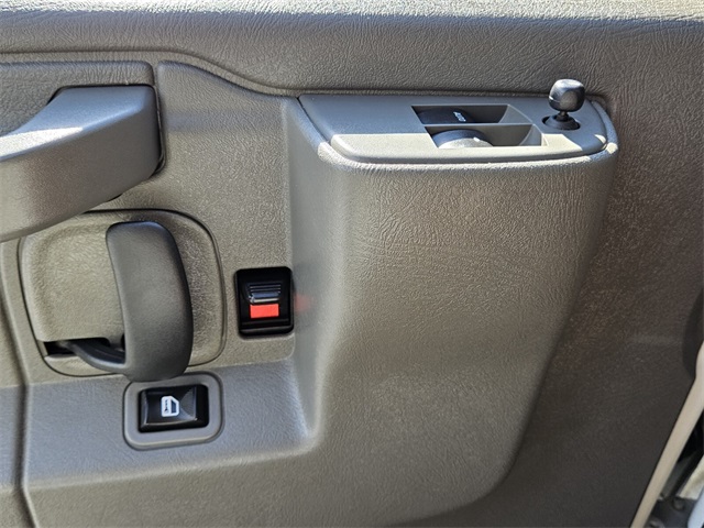 2020 Chevrolet Express 2500 LT Passenger photo 28