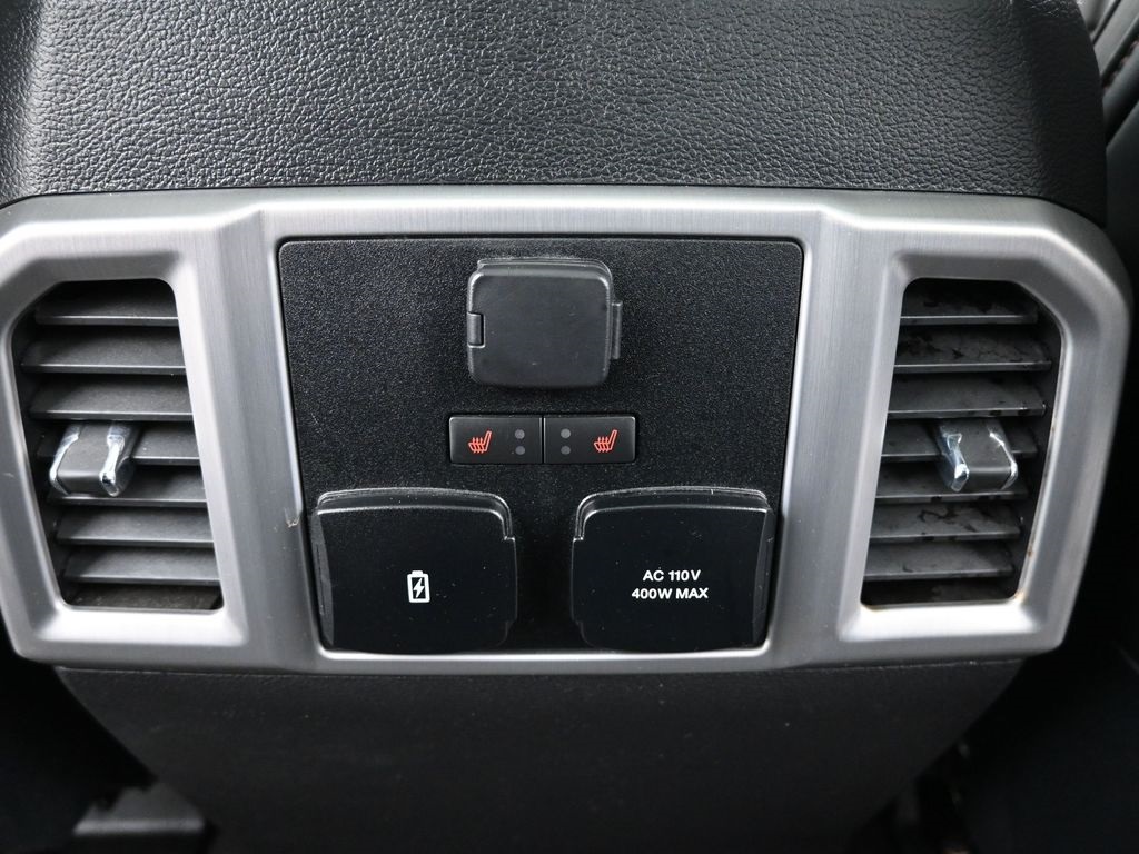 2021 Ford F-350 photo 30