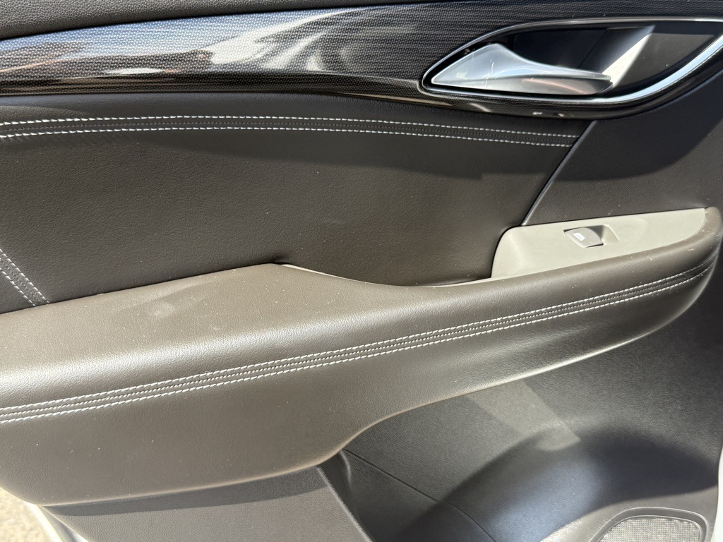 2023 Buick Envision Essence photo 23