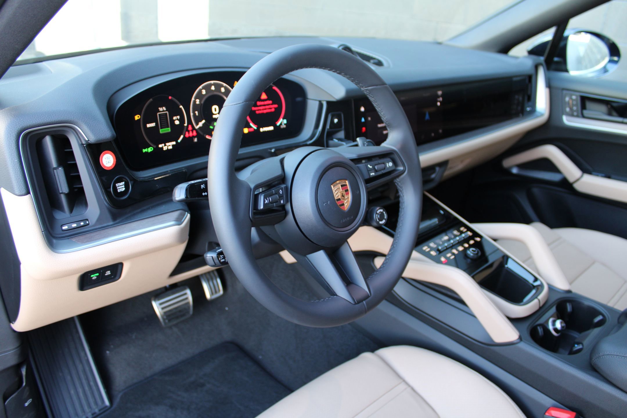 2026 Porsche Cayenne E-Hybrid Coupe photo 4