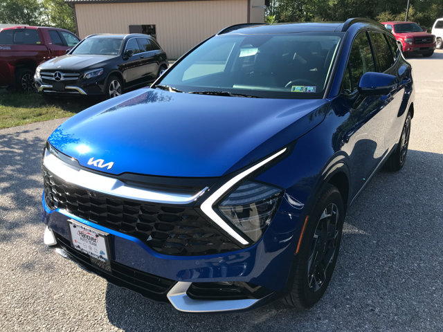 2025 Kia Sportage photo 3