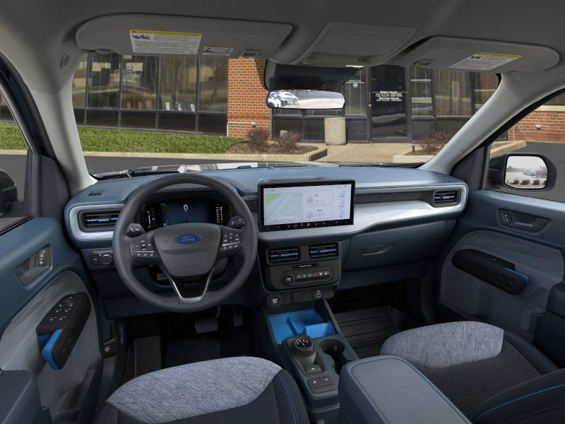 2025 Ford Maverick XLT photo 3