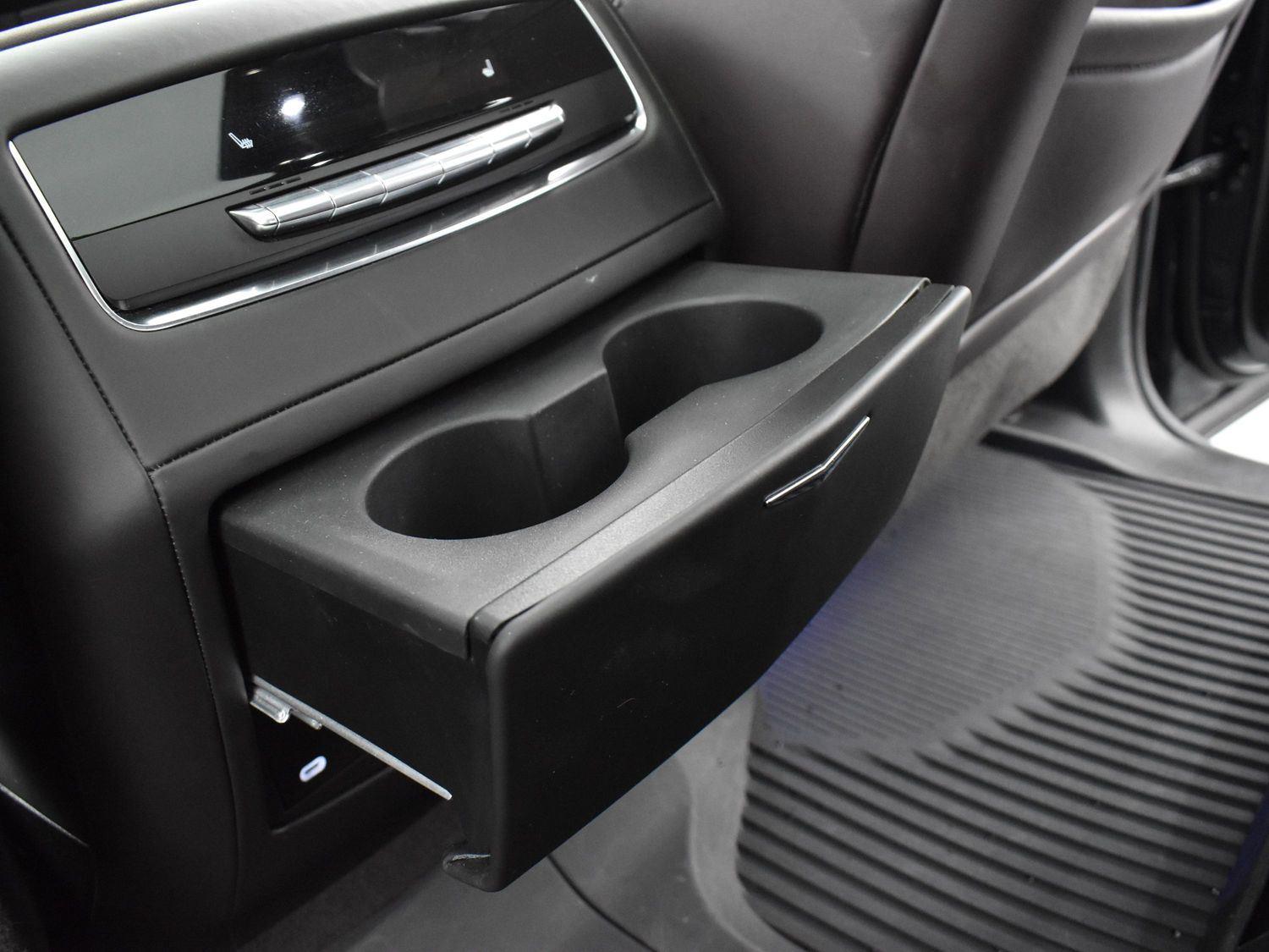 2024 Cadillac Escalade Sport Platinum photo 35