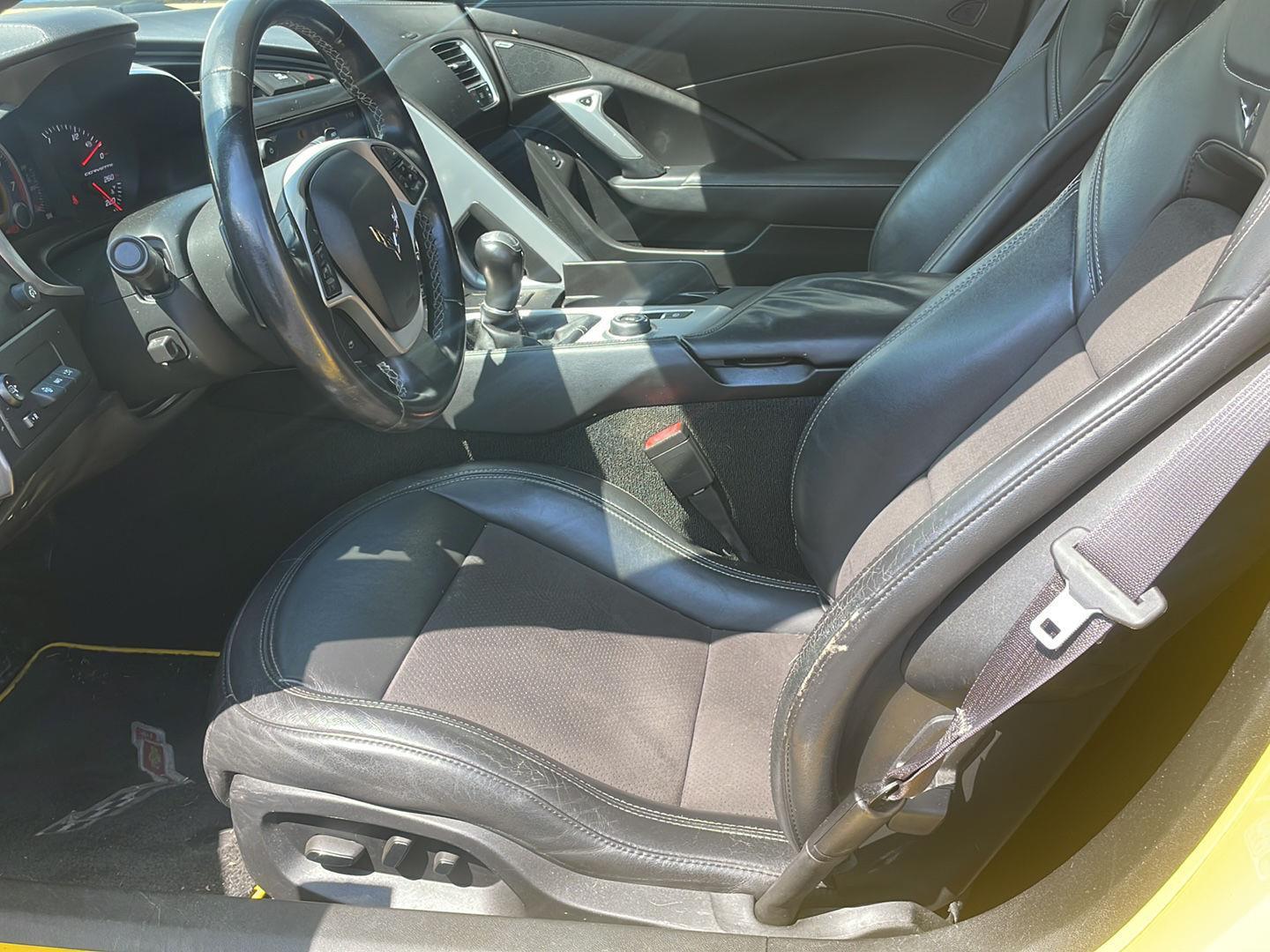2014 Chevrolet Corvette Stingray Z51 2LT photo 5