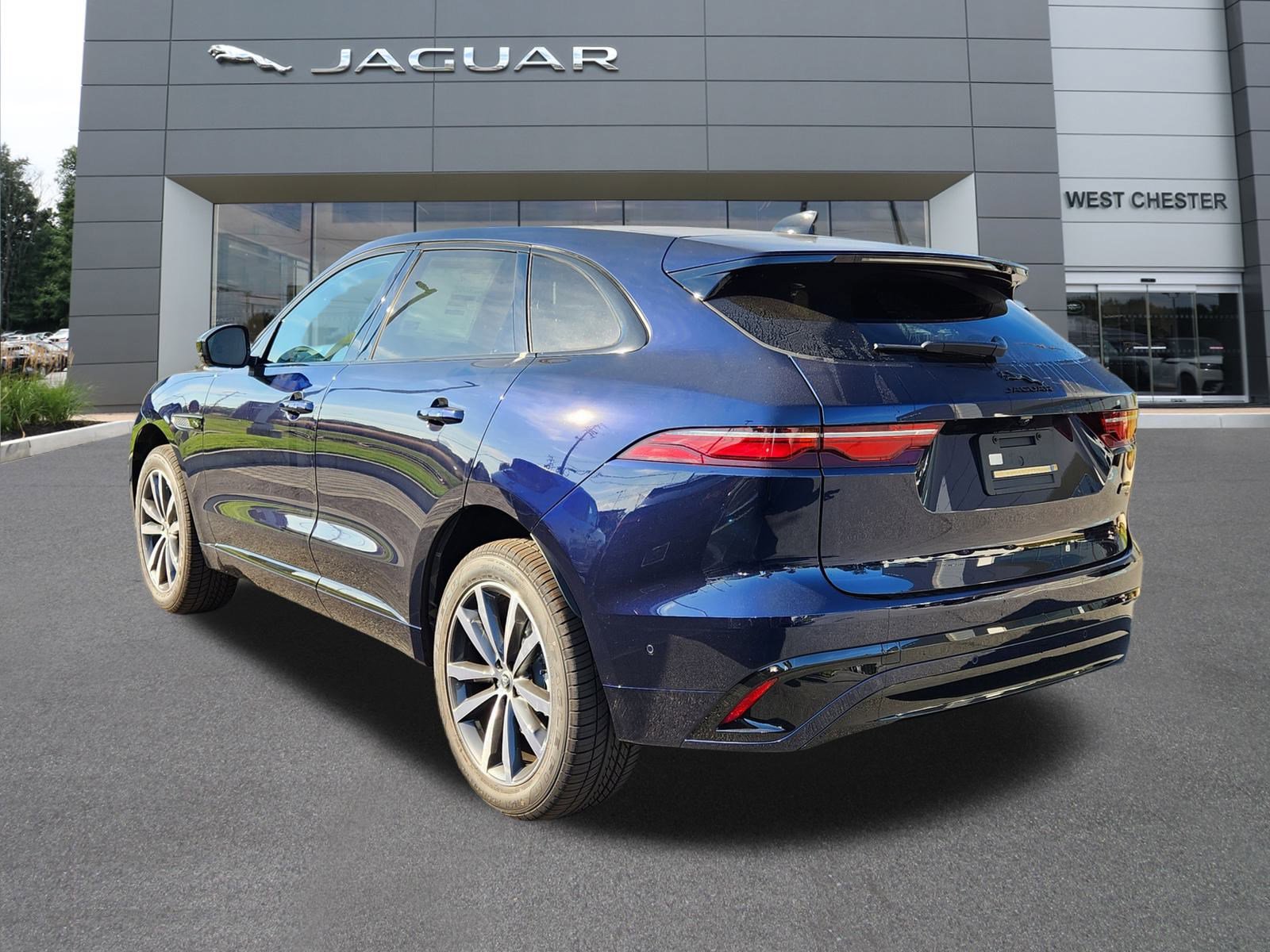 2026 Jaguar F-PACE P250 R-Dynamic S photo 3