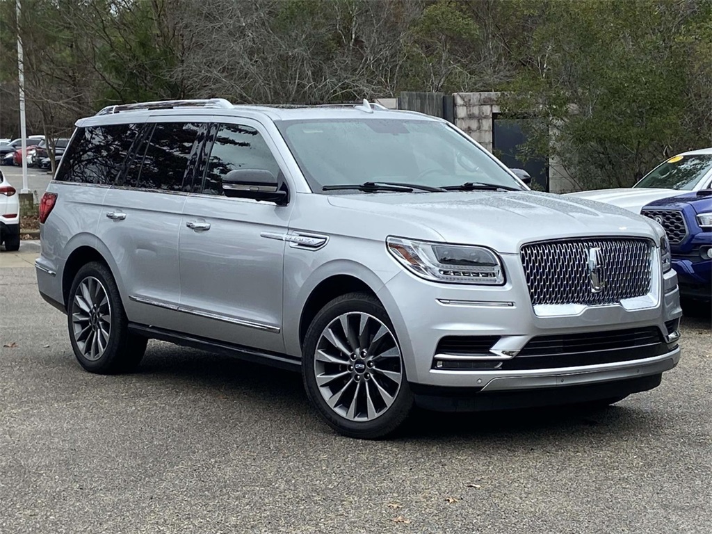 2019 Lincoln Navigator Select's photo