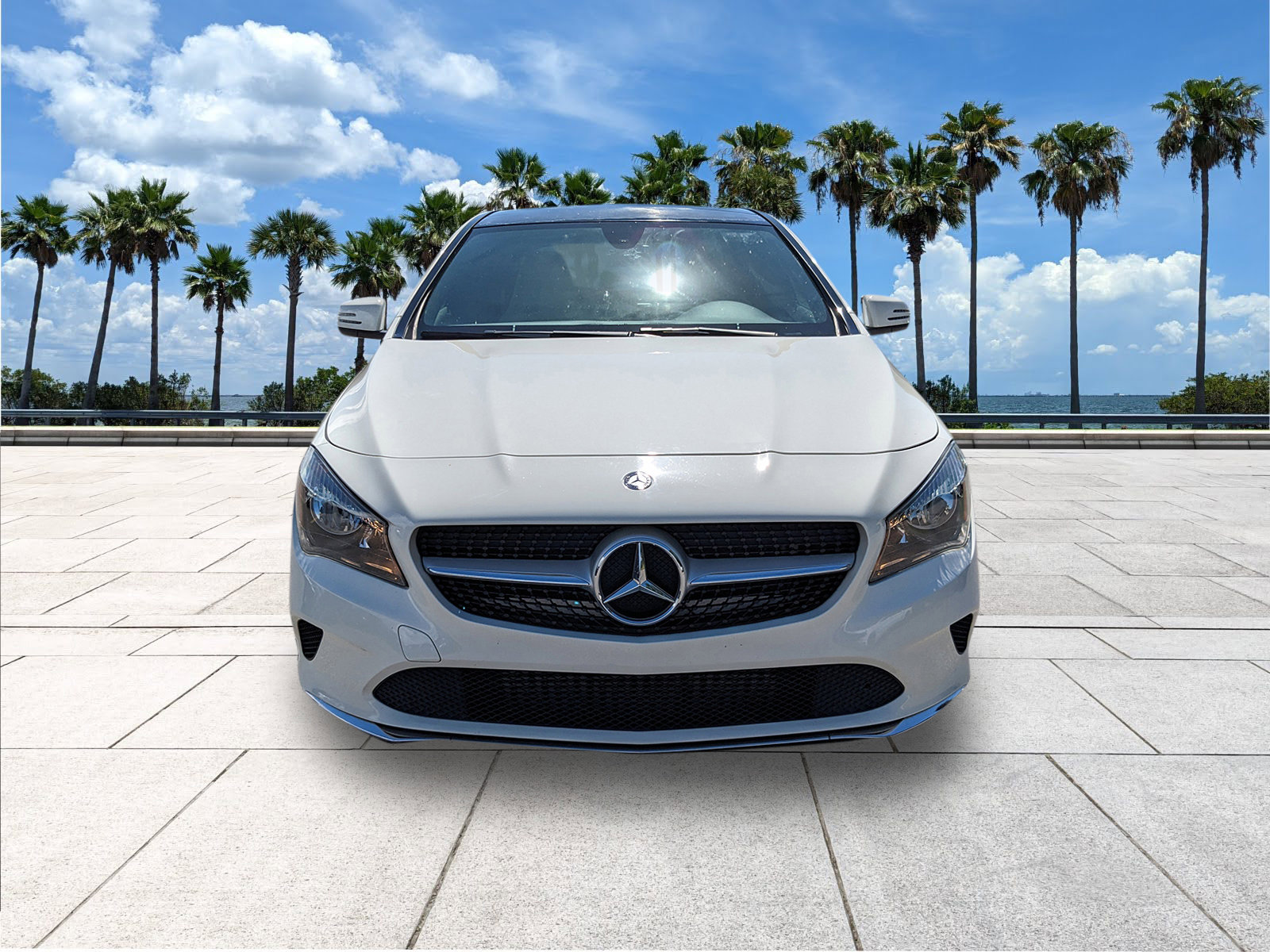 2017 Mercedes Benz CLA 250 photo 3