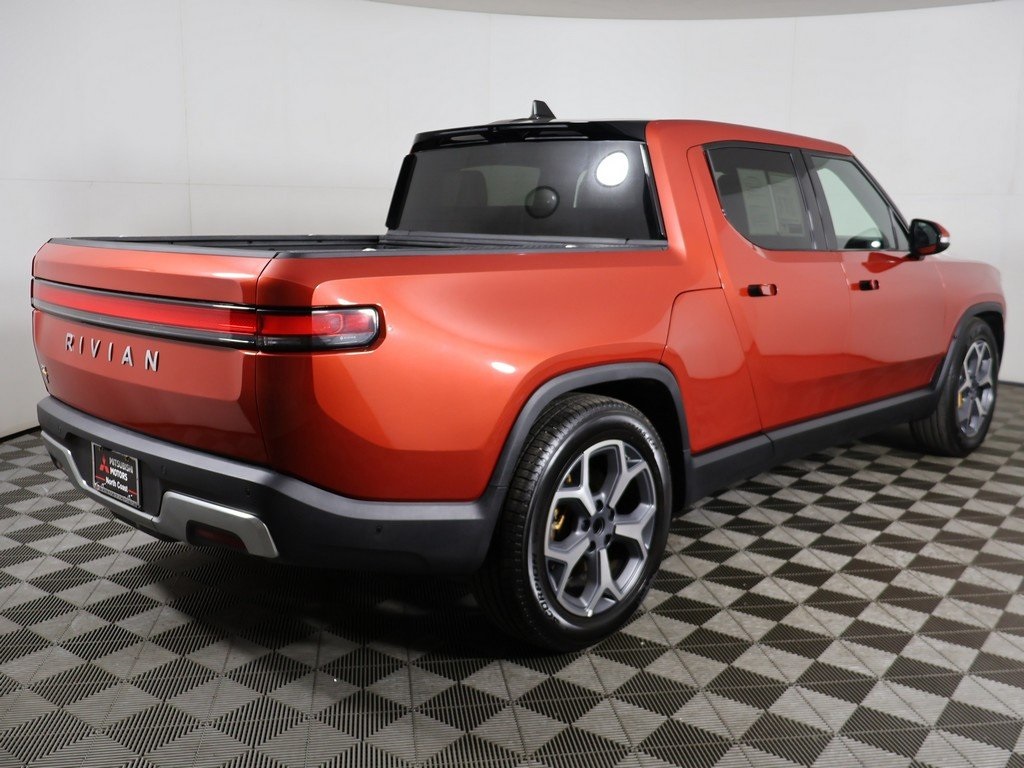 2022 Rivian R1T Adventure photo 6