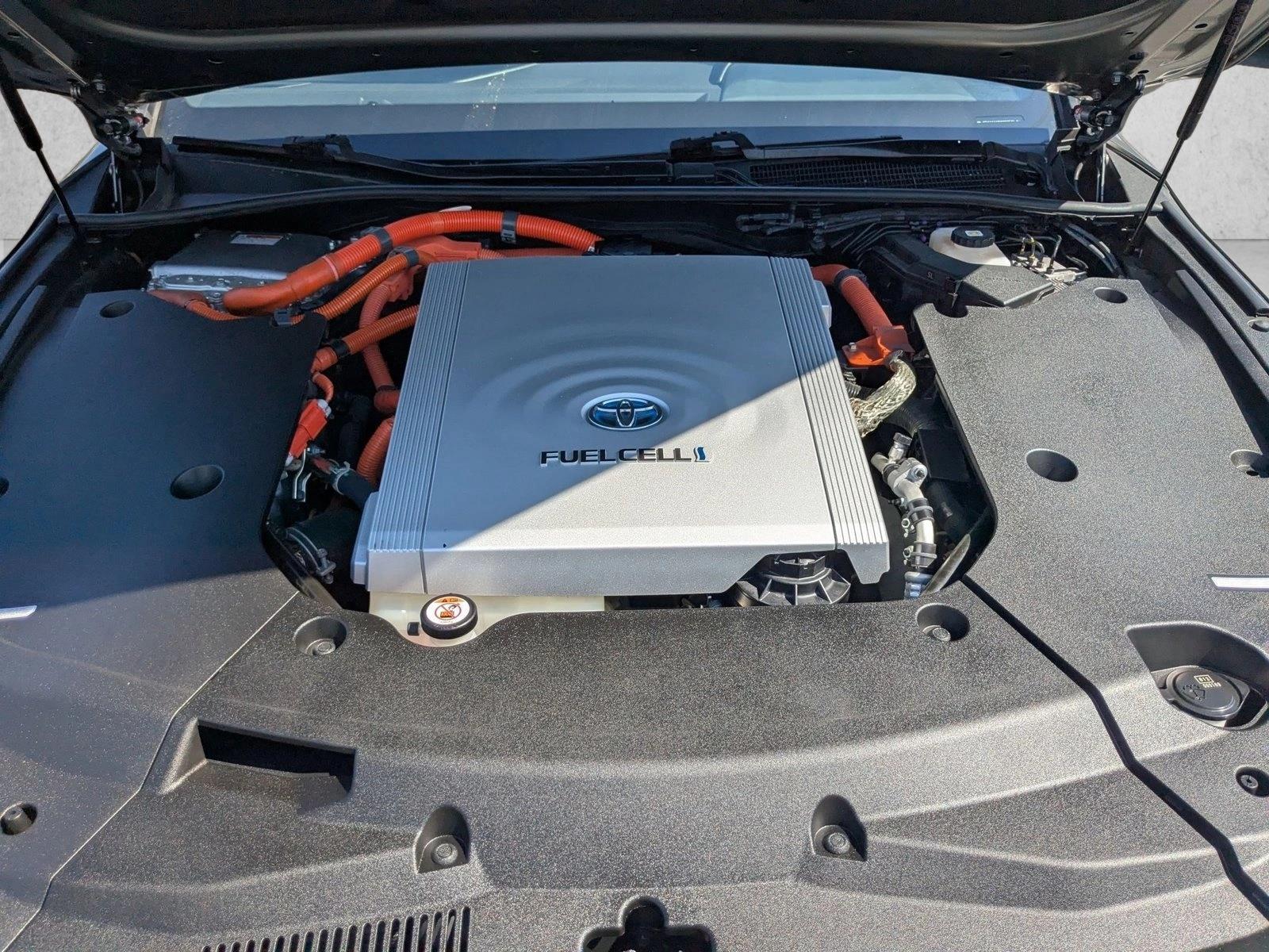 2021 Toyota Mirai XLE photo 22