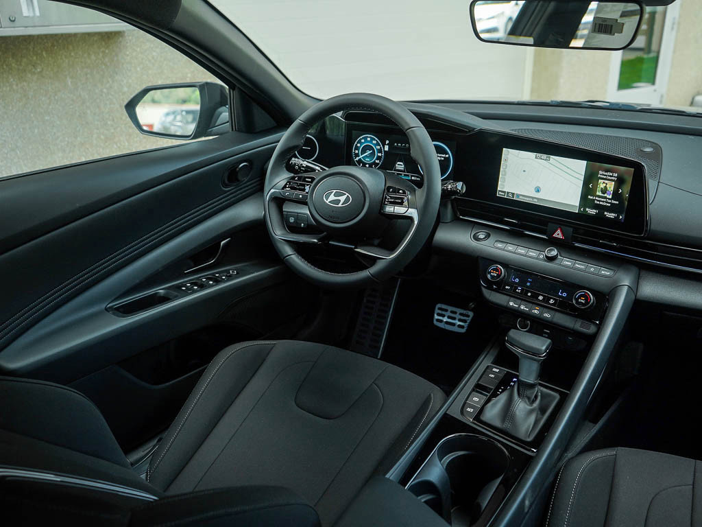 2025 Hyundai Elantra Hybrid Blue photo 11