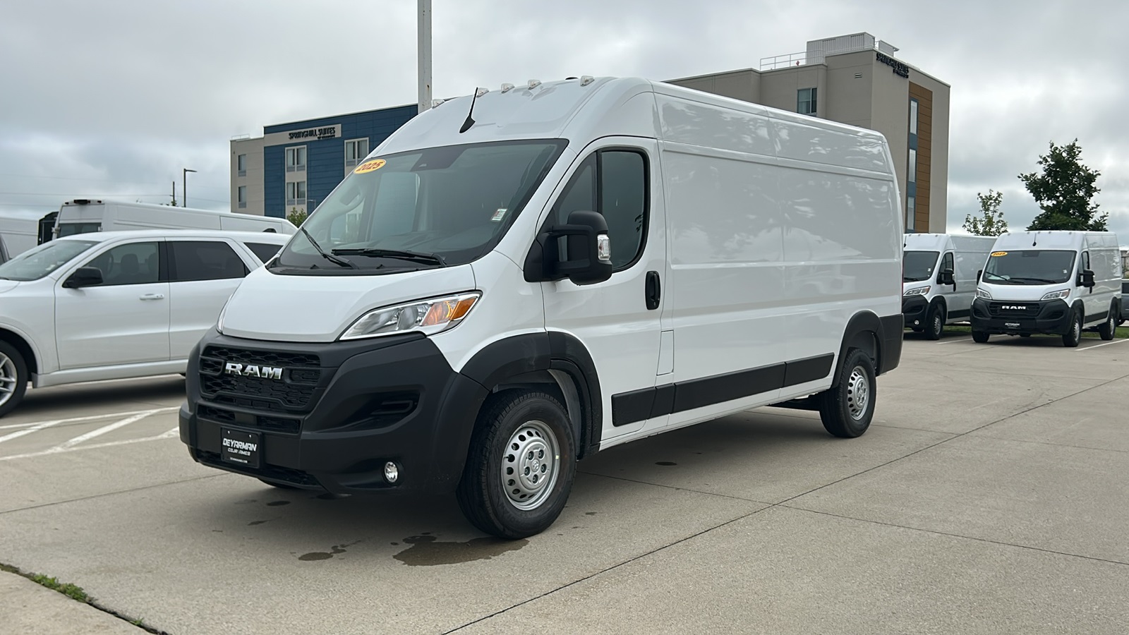 2025 Ram ProMaster 2500 LE photo 4