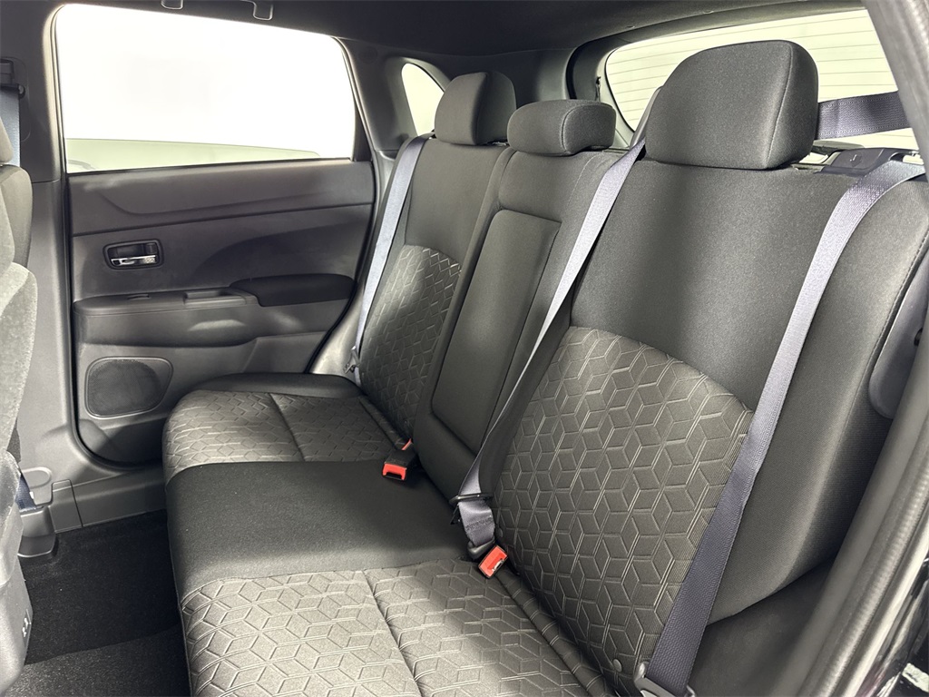2025 Mitsubishi Outlander Sport ES SE LE photo 15