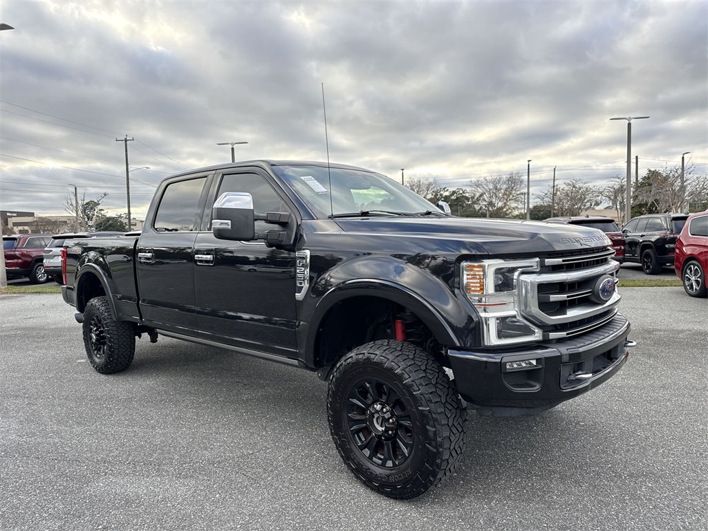 2020 Ford F-250 Super Duty Platinum's photo