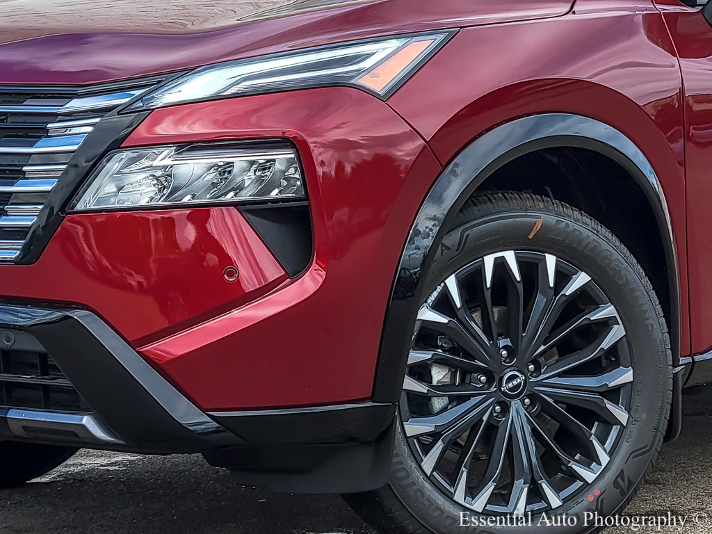 2026 Nissan Rogue Platinum photo 3