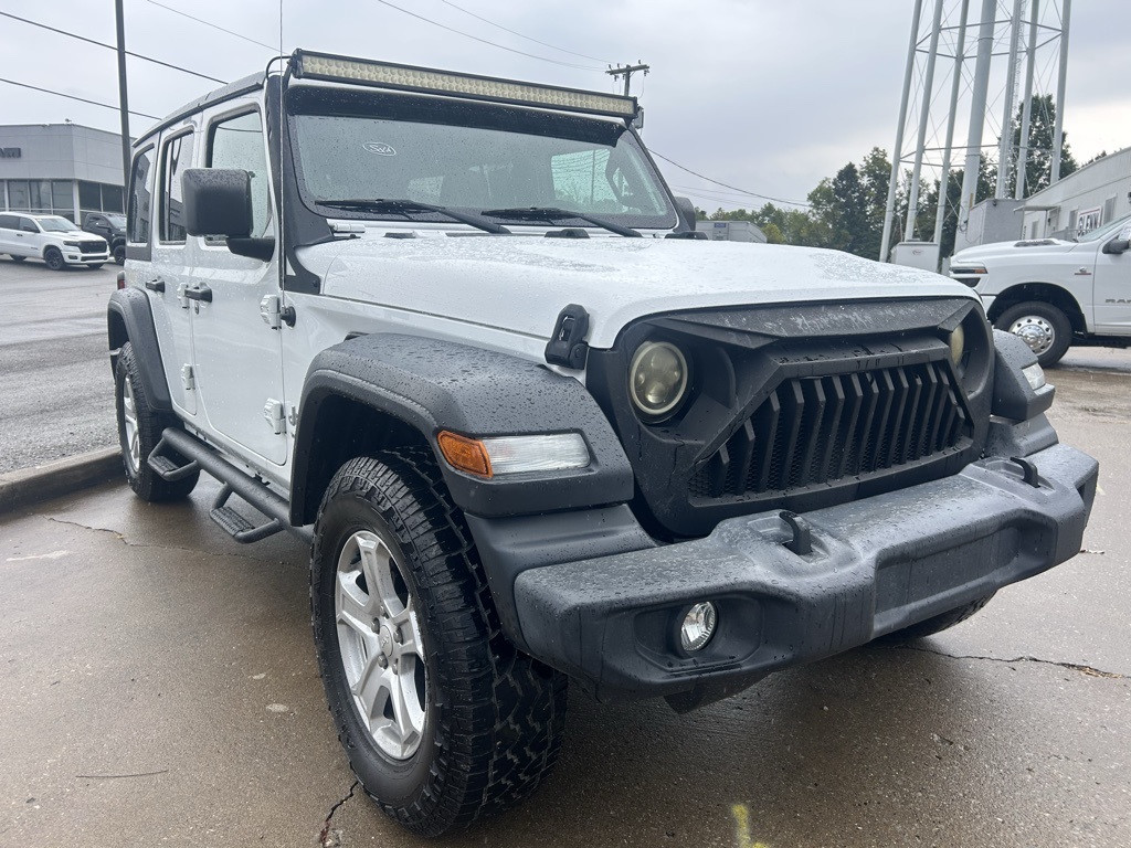 2018 Jeep Wrangler Unlimited Sport S photo 2