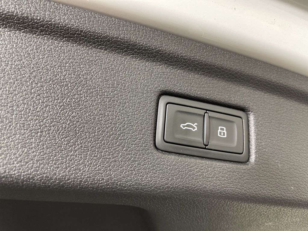 2020 Audi A5 Premium Plus Quattro photo 39