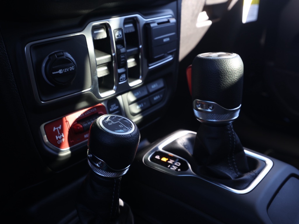 New 2026 Black Clear-Coat Exterior Paint Jeep Willys image 30